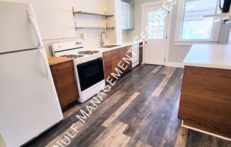 4243 Dunkeld Way