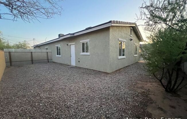 55 E MOHAVE RD