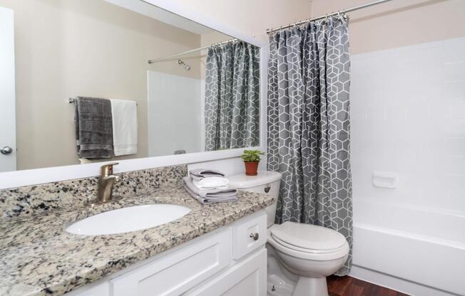 2 beds, 2 baths, 1,050 sqft, $1,924