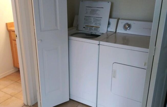 1 bed, 1 bath, 671 sqft, $1,250, Unit 209