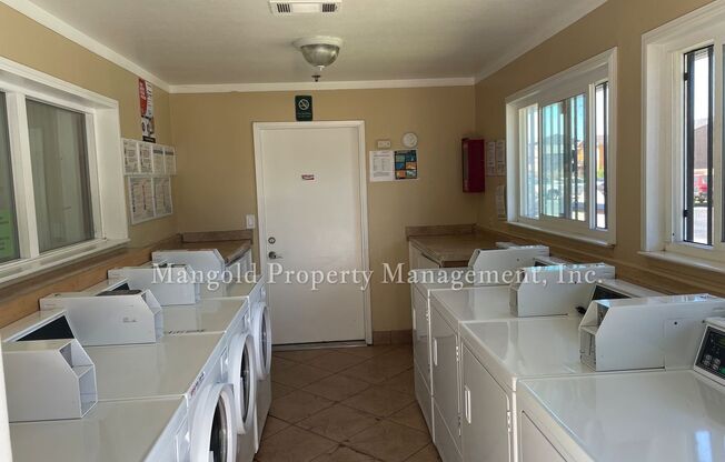 2 beds, 1 bath, 776 sqft, $2,400, Unit 1115-I