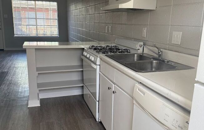 2 beds, 2 baths, 825 sqft, $1,250, Unit K730 - 311 - 202