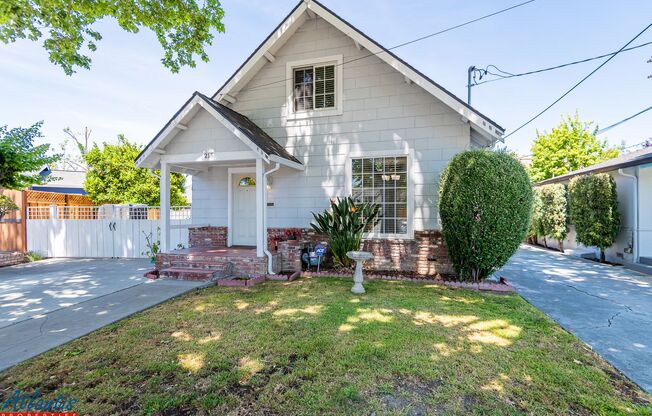 Lovely Home | Hardwood Flooring | Bonus Room