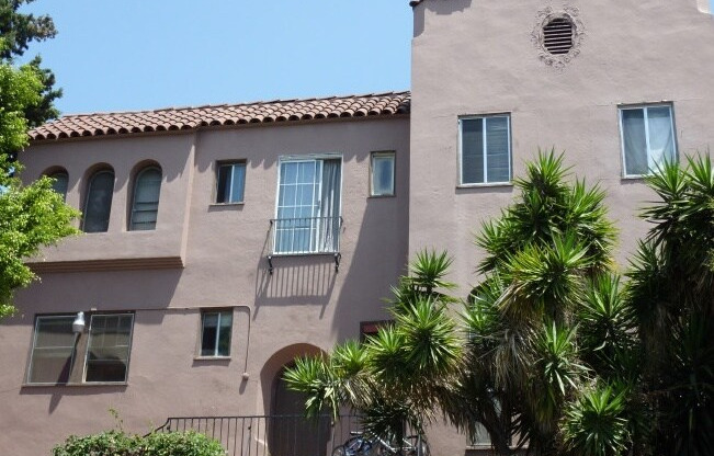 1425 ALVARADO TERRACE