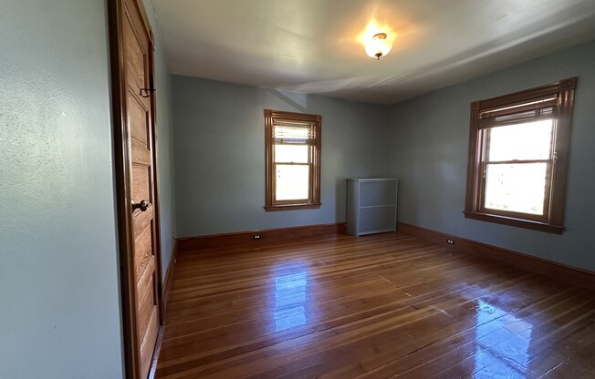 4 beds, 1.5 baths, 1,632 sqft, $3,800