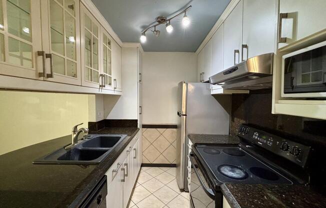 1 bed, 1 bath, 568 sqft, $1,500