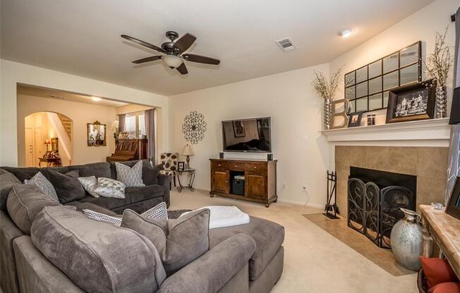 10504 BOLIVAR