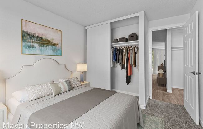 2121 Evergreen Park Dr. SW