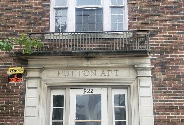 Fulton Manor