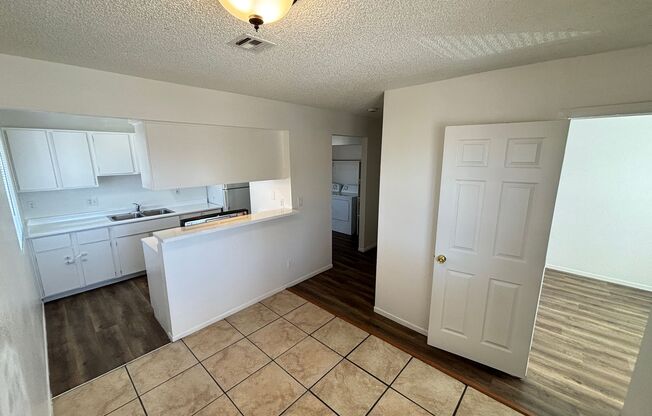 2036 Crawford St Unit D