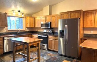 4 beds, 2 baths, $3,200