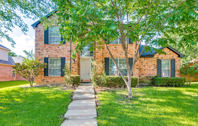 7526 GREENVALLEY LN