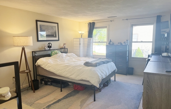 14 KINGS CT
