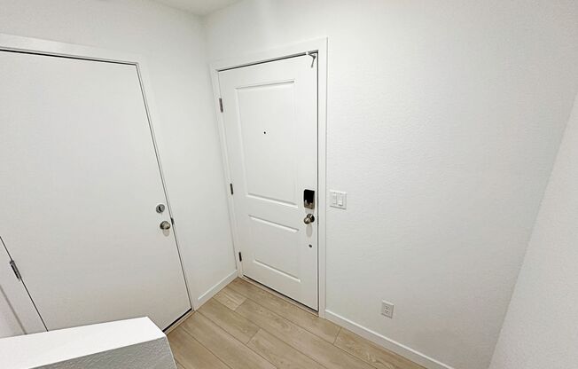 1 WEEK FREE RENT! BRAND NEW BUILD! 2 BEDROOM TOWNHOME!