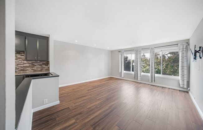 1 bed, 1 bath, $1,900