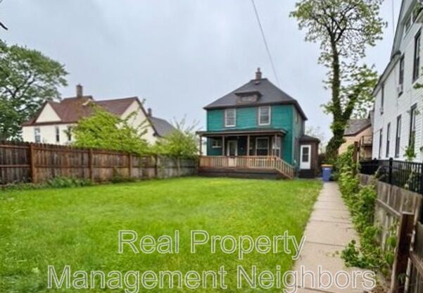 451 GRAHAM ST SW
