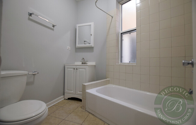 3 beds, 1 bath, 632 sqft, $2,350, Unit 1456-208