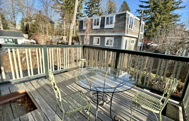 36 ALVESTON ST