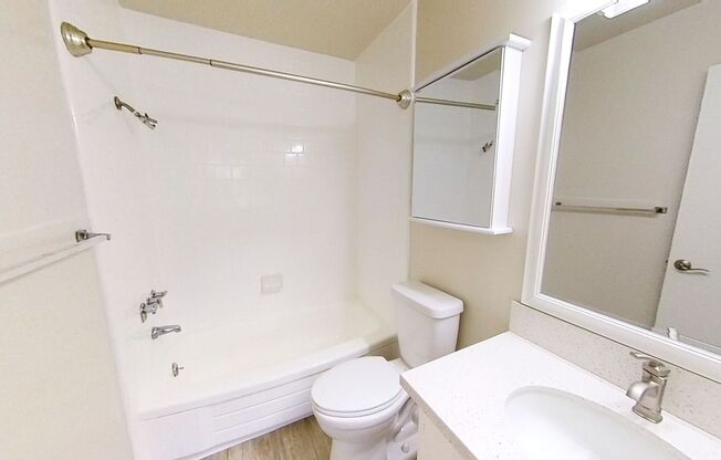 2 beds, 2 baths, 950 sqft, $3,200, Unit 104