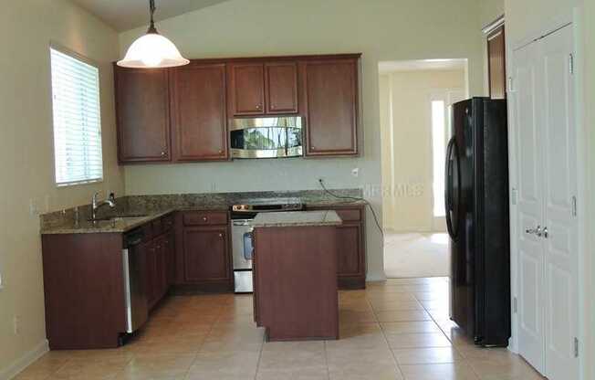 3 beds, 2 baths, $2,950