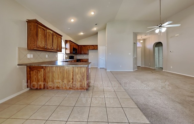 4005 MARTINSBURG DR