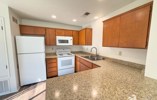 1 bed, 1 bath, 669 sqft, $1,425, Unit 52