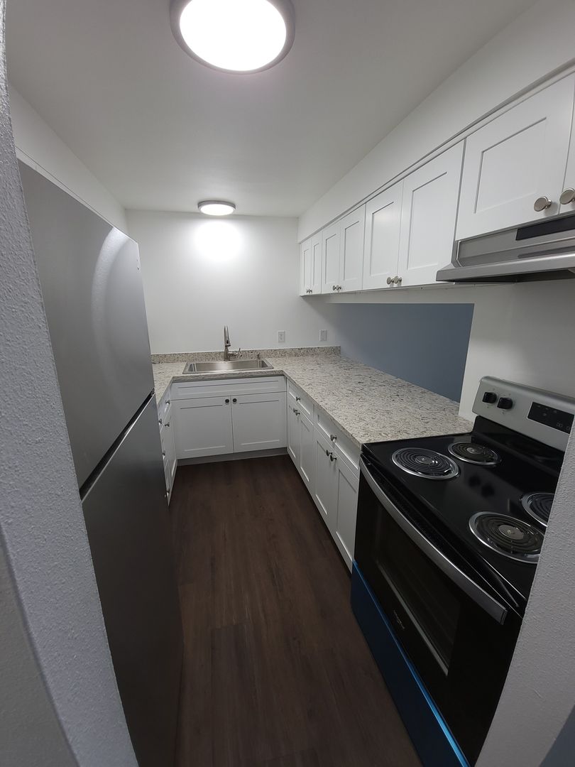 Welcome to Sun Vista Apartments