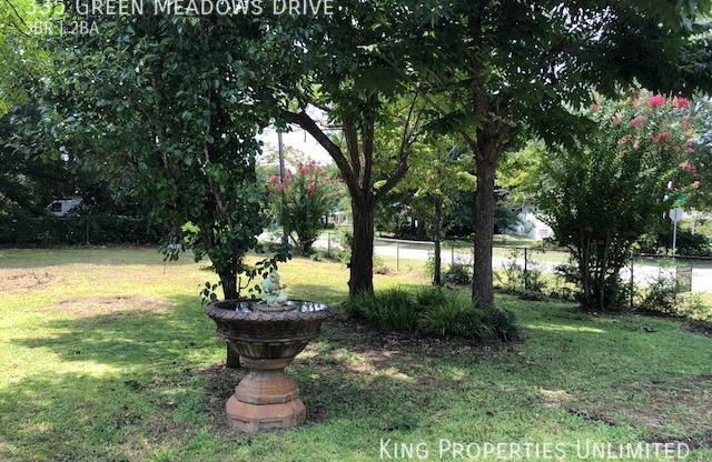 335 GRN MDWS DR