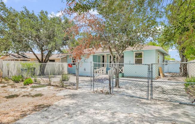 SPACIOUS! LOCATION!