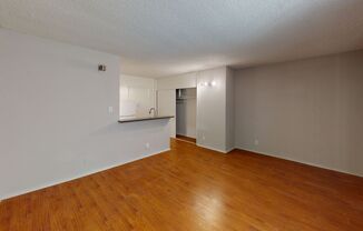 Studio, 1 bath, 400 sqft, $1,595, Unit 1-A