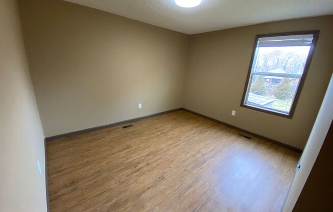 2 beds, 1 bath, $1,450