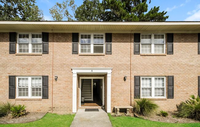 1 bed, 1 bath, 750 sqft, $1,400, Unit A6