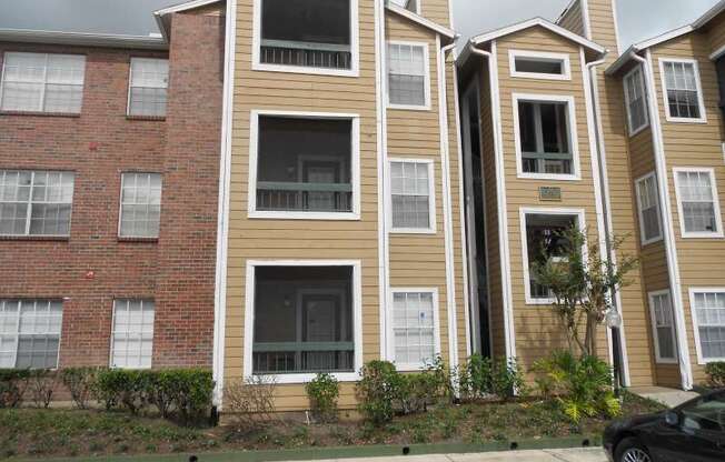 2 beds, 1 bath, $1,495, Unit # #C 203