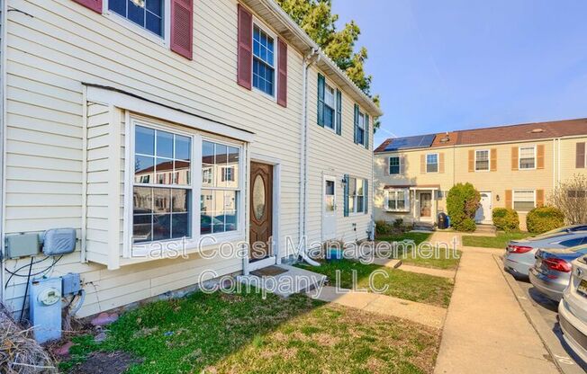 28 EBBING CT