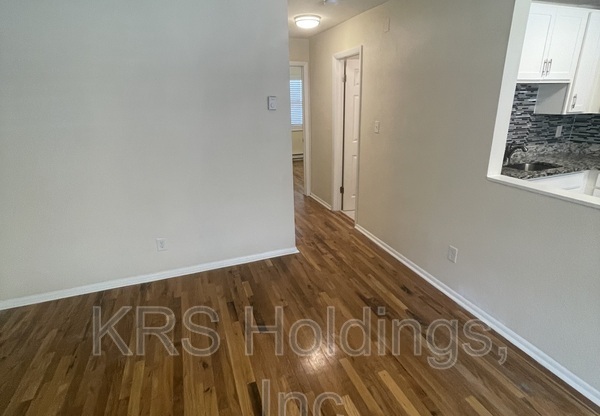 946 W OCEANVIEW