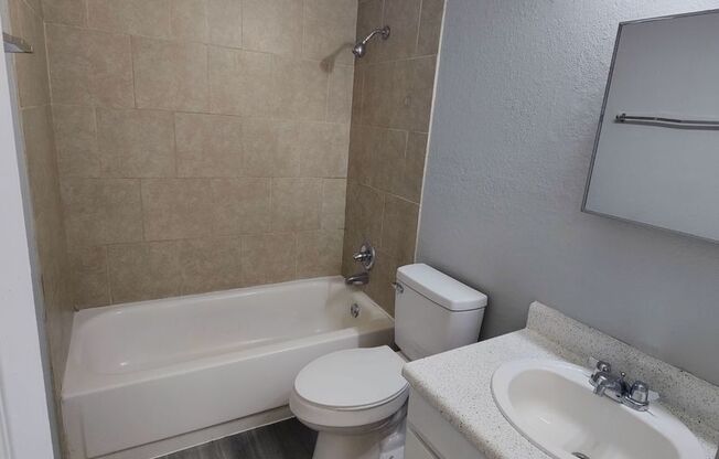 2 beds, 1.5 baths, $1,000