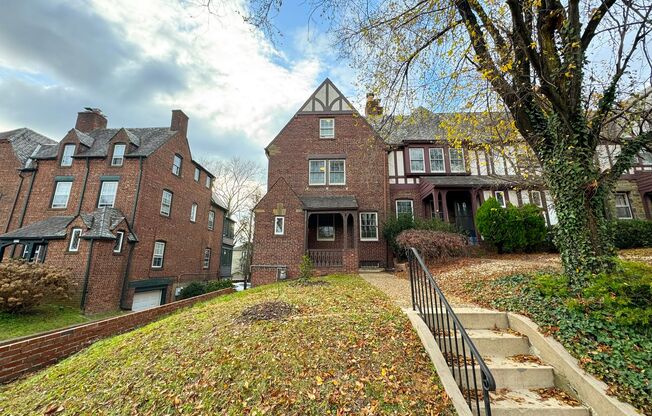 Stunning 4 Bed 3 Bath Tudor-style Brick Townhome In Desired Foxhall