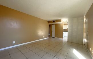 2 beds, 1 bath, $1,699, Unit 07