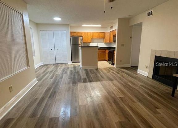 420 FORESTWAY CIR