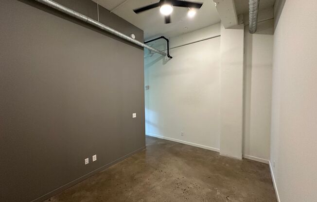 1 bed, 1 bath, 754 sqft, $1,425, Unit 302
