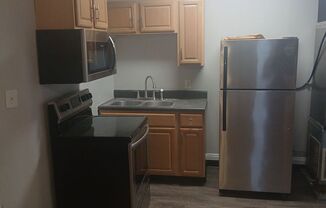 1 bed, 1 bath, 650 sqft, $1,195, Unit Apt #12