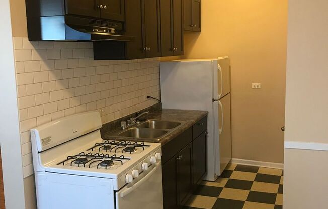 Studio, 1 bath, 550 sqft, $1,200, Unit 7724-3C
