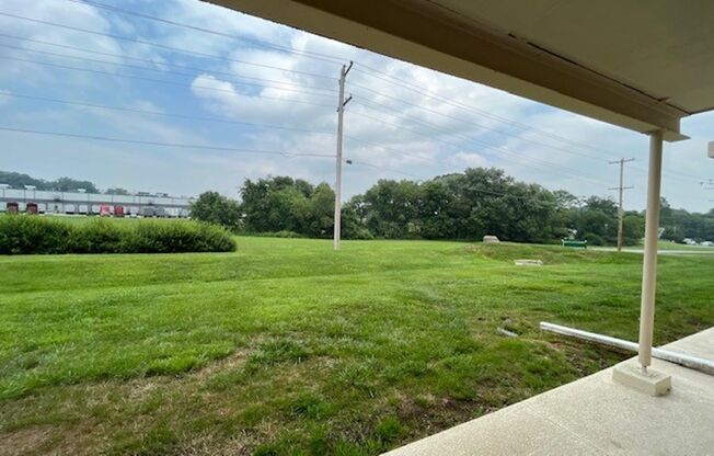 1 bed, 1 bath, 700 sqft, $1,300, Unit 717