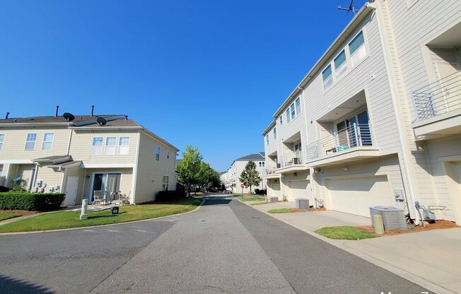 1619 PAT GARRETT ST