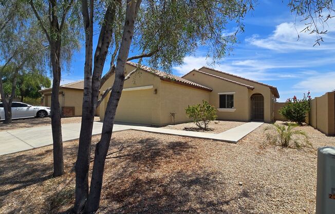 New Carpet and paint! Great home for the money in Buckeye!