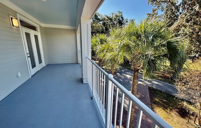 2 beds, 2 baths, $2,300, Unit Unit 1203