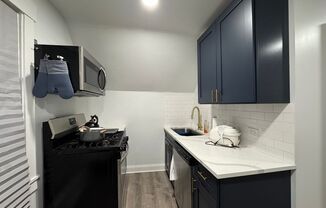 1 bed, 1 bath, 700 sqft, $2,055, Unit 3111-3F