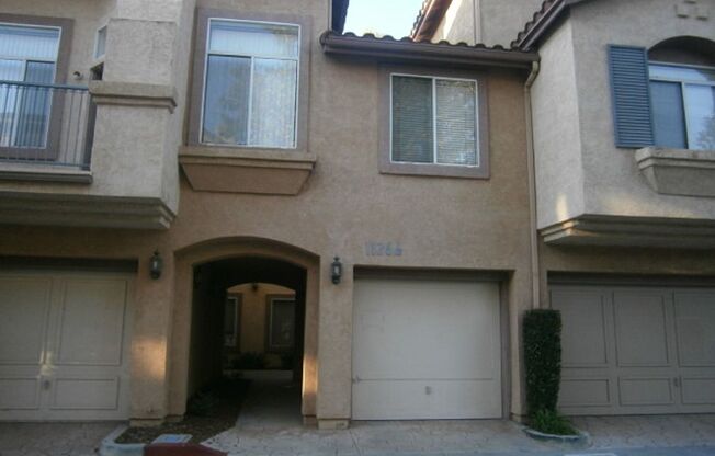 2 beds, 2.5 baths, $2,995, Unit # #G