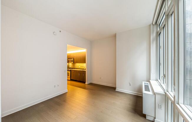 Studio, 1 bath, 453 sqft, $4,456, Unit 4E