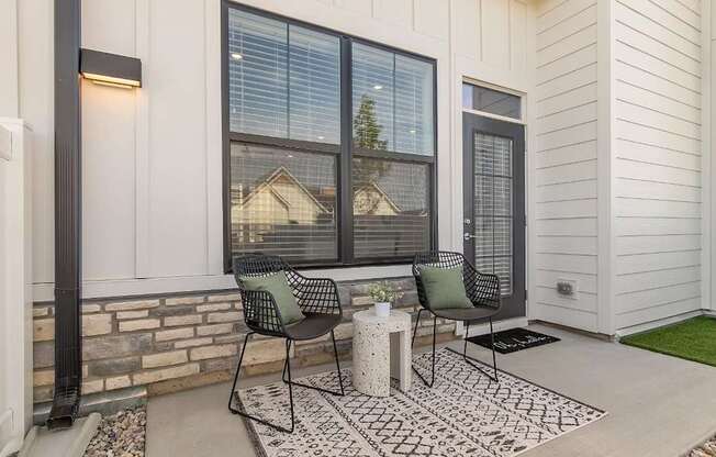 WHERE LUXURY MEETS CONVENIENCE